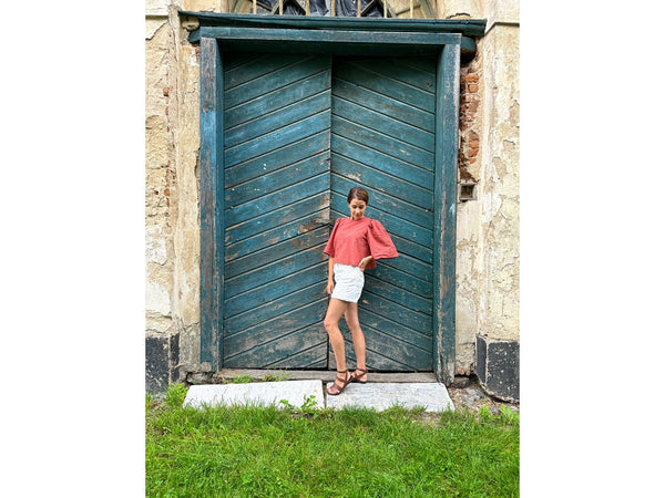 Top Ambika Brick