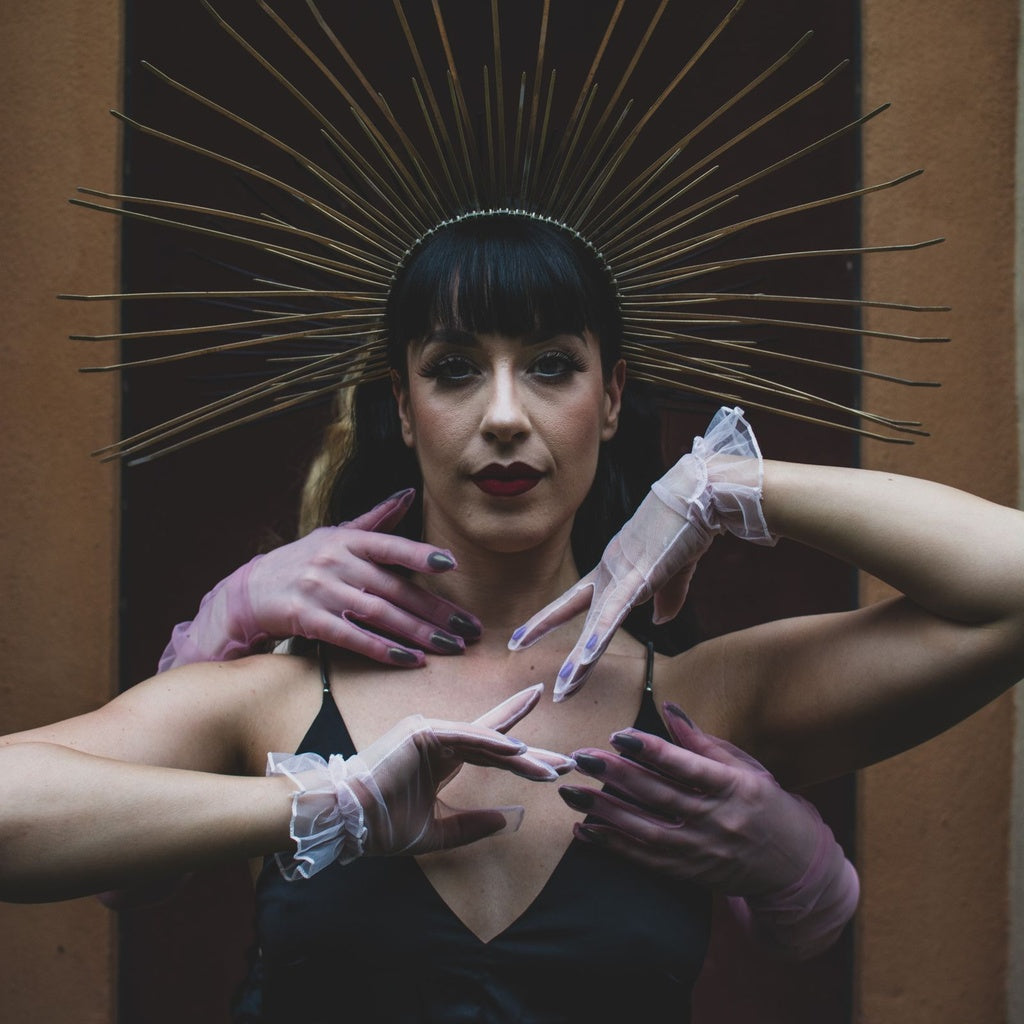 Textile Fashion and Formal Gloves with Ruffle