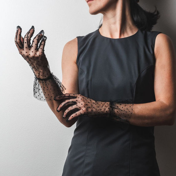 Textile Fashion and Formal Gloves with Ruffle