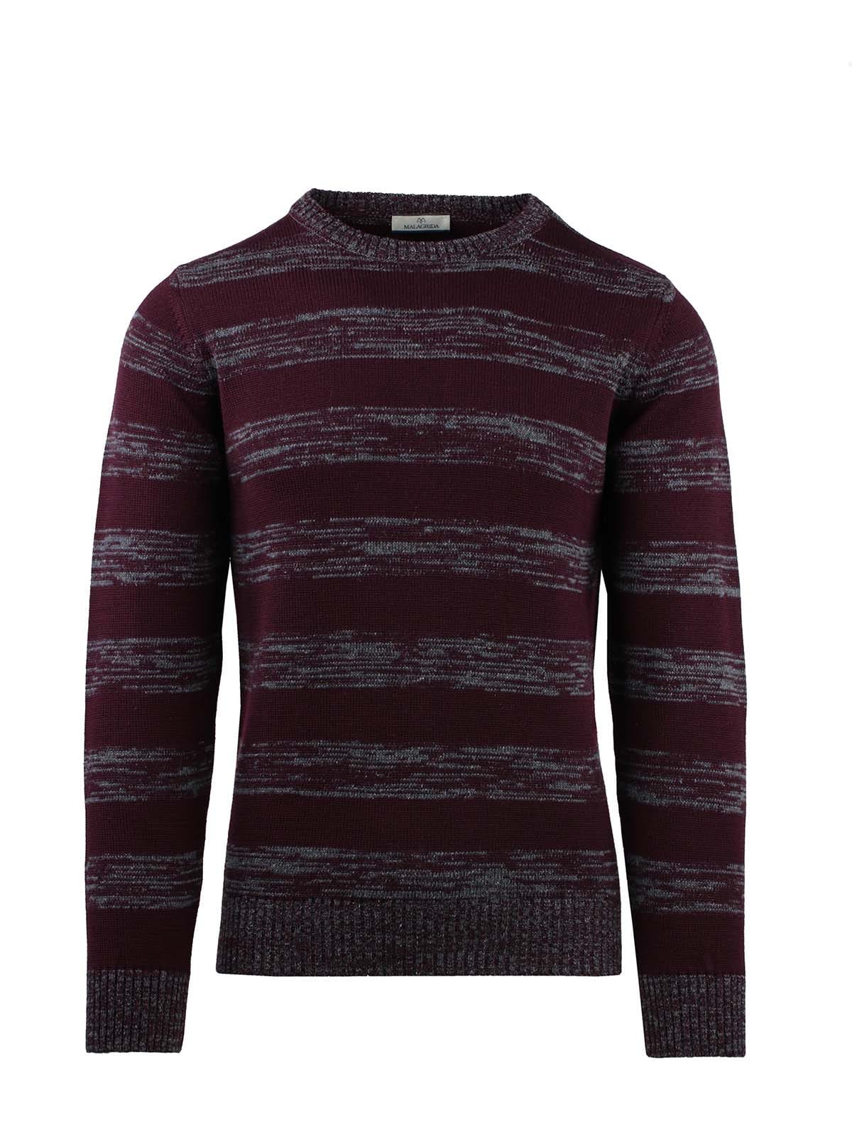 GRADIENT STRIPED CREW NECK