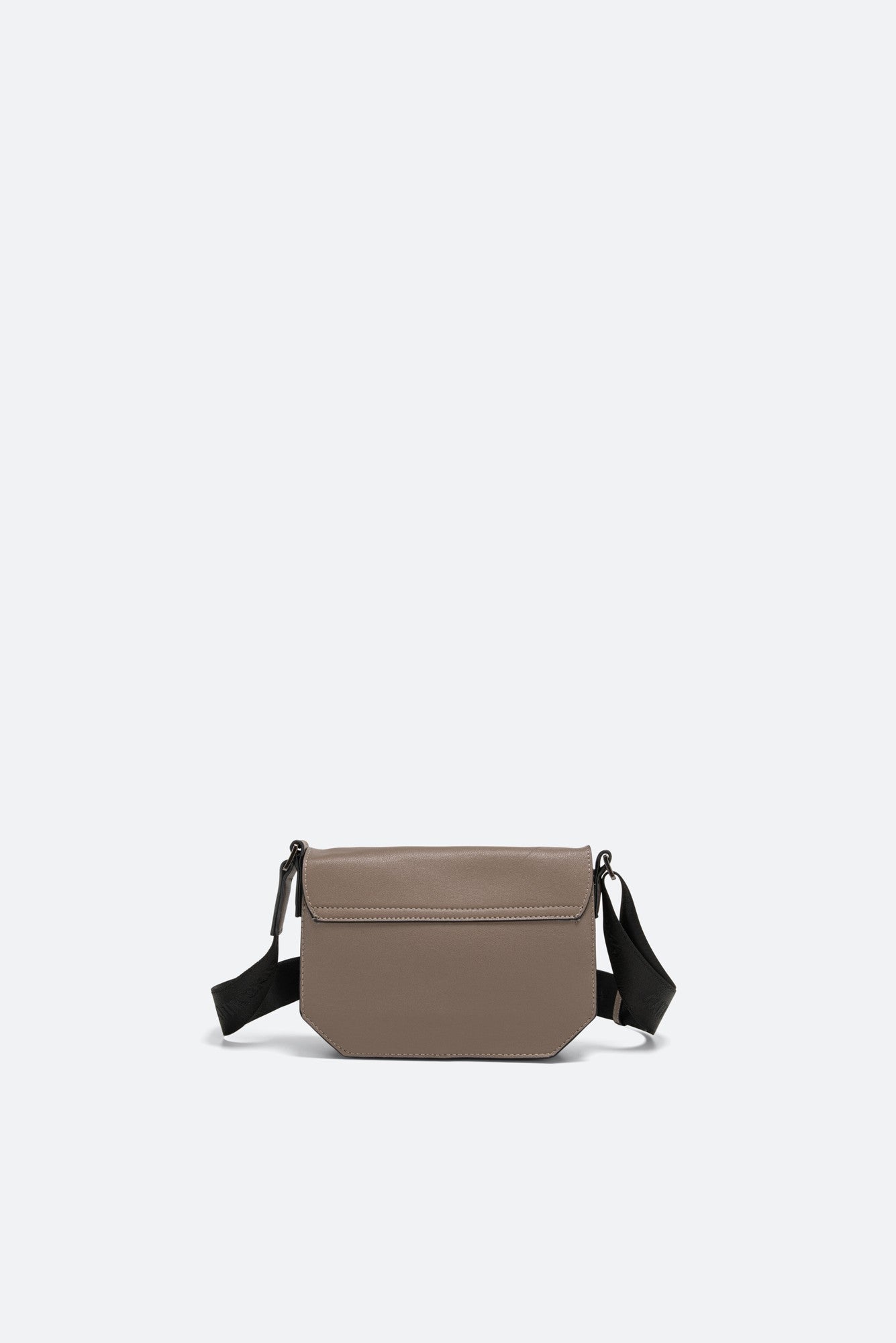 Darsy Crossbody