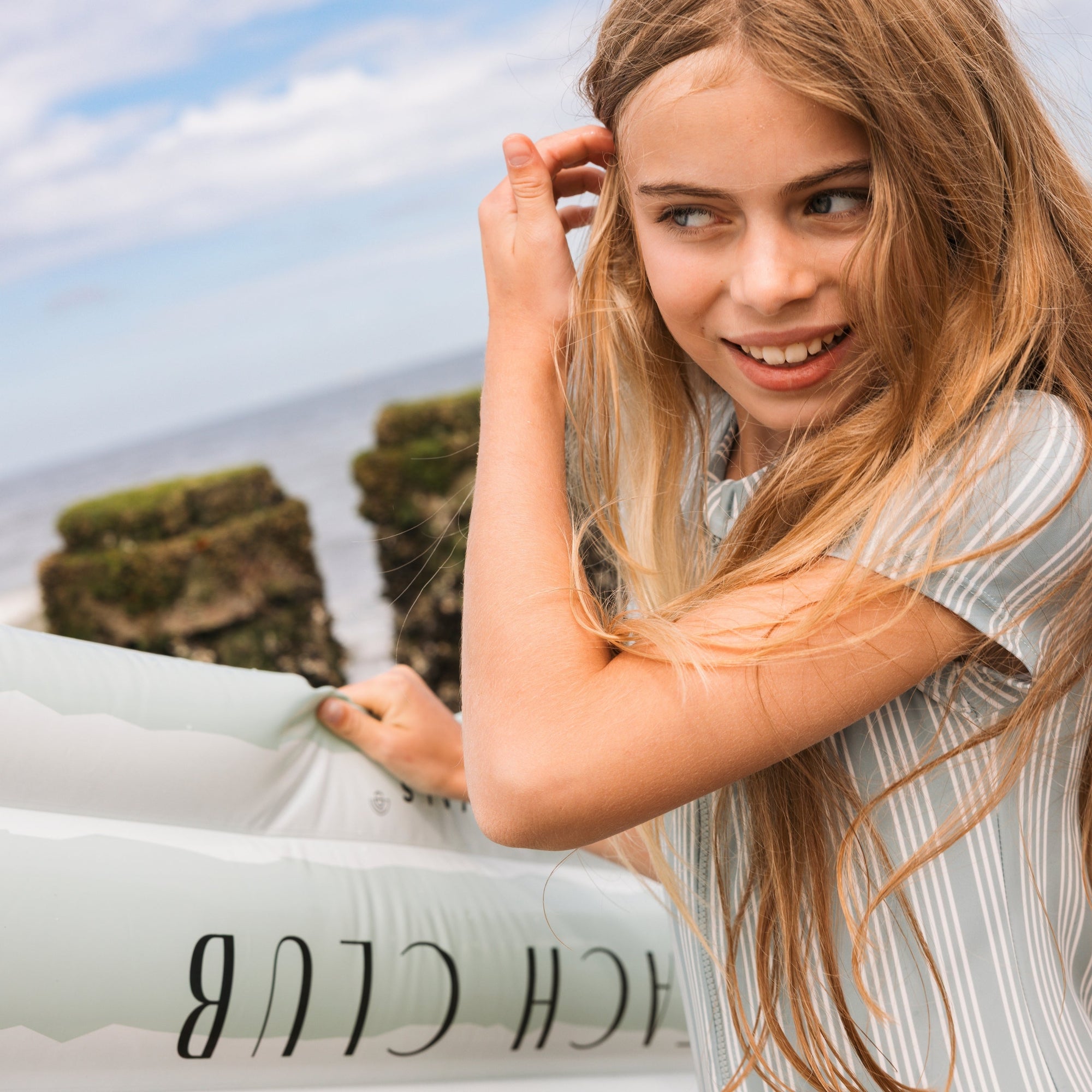 luchtbed-luxe-resort-stripes-swim-essentials-4