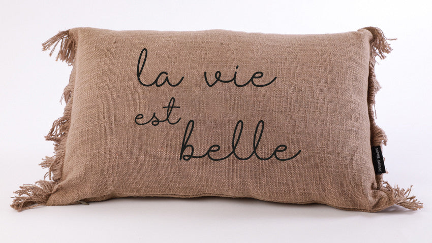 Coussin rectangle frangés la vie est belle
