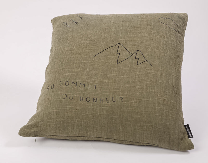 Square cushion at the peak of happiness