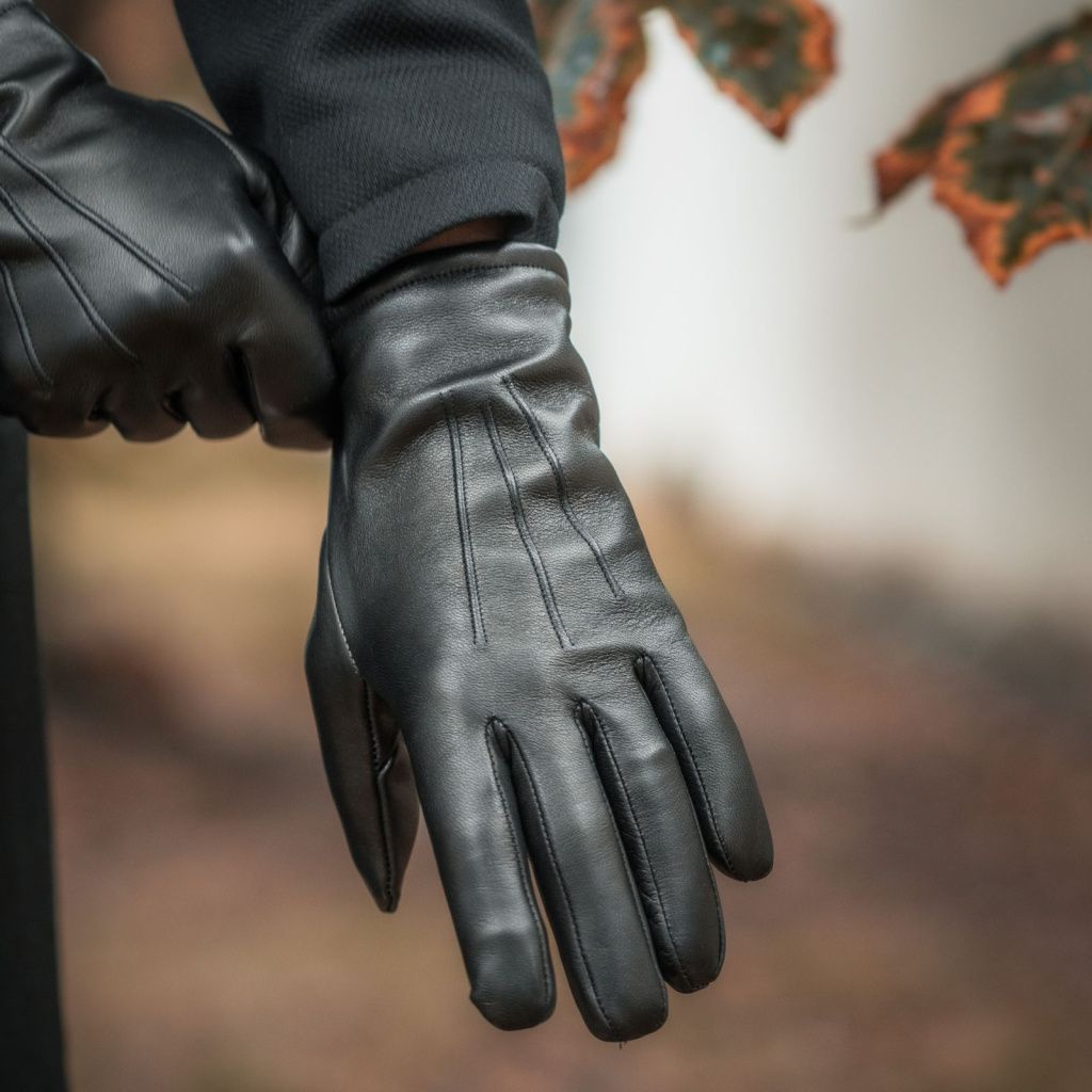Elegant Men's Gloves with Smooth Embroidery and Cashmere