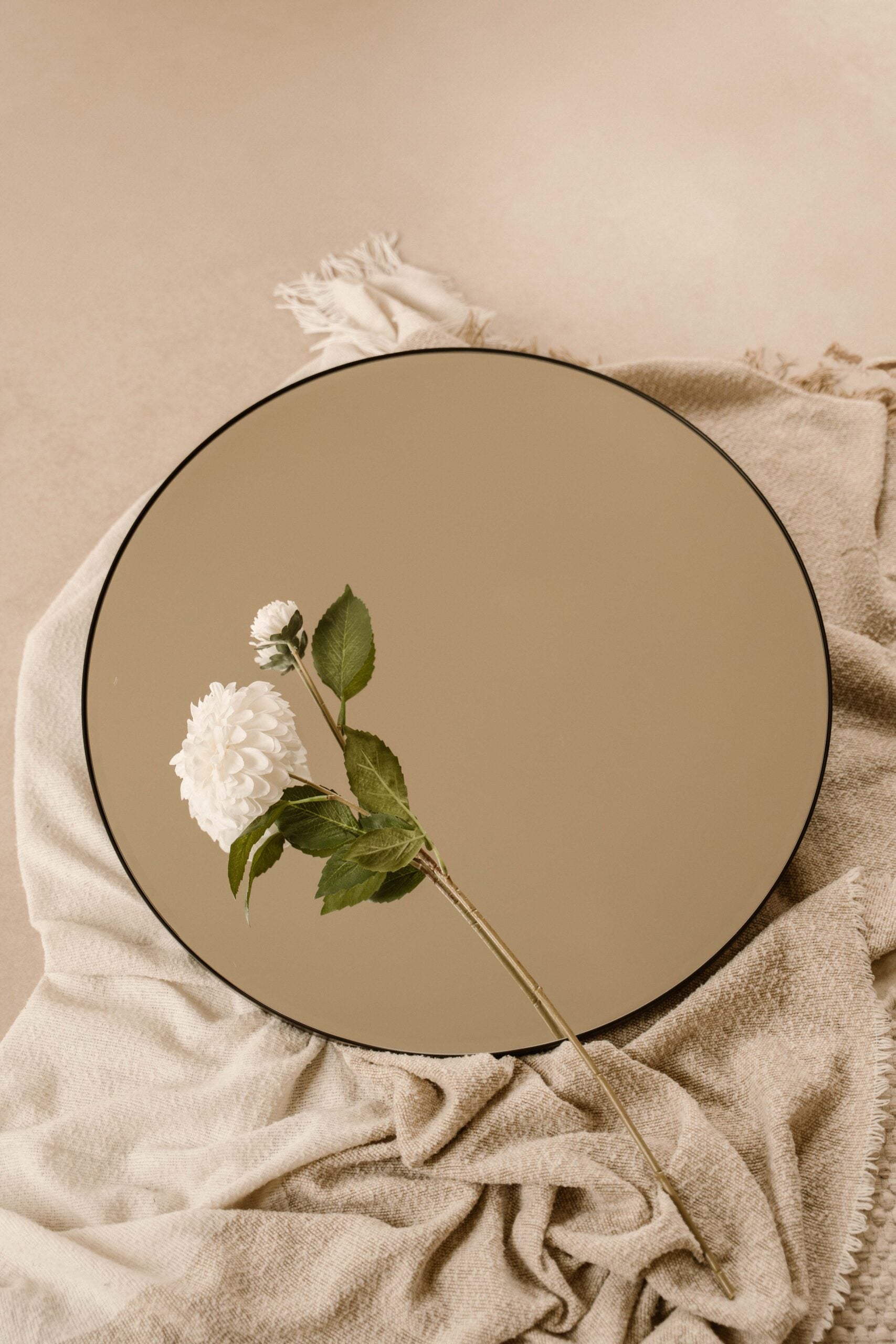 Indore Home - Round Wall Mirror Black – Mirror with Faceted Edge – 60 cm