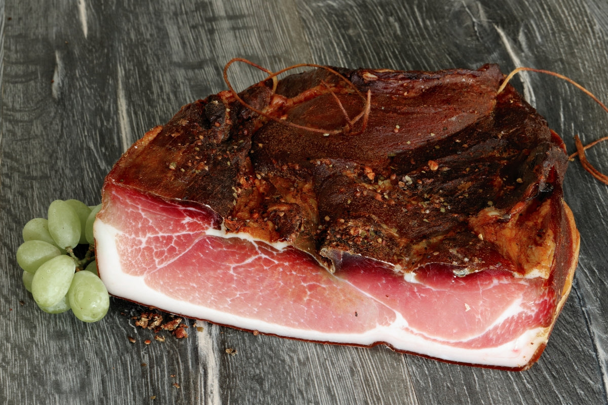 KLÁŠTERNÍ pršut z Pršutérie® s kůží cca 1150g