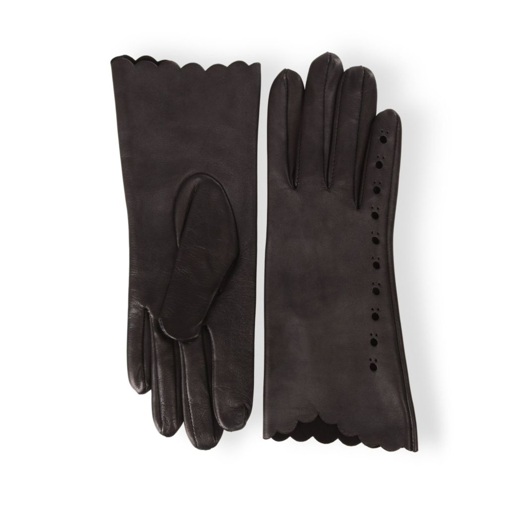 Women's Leather Gloves with an Interesting Edge