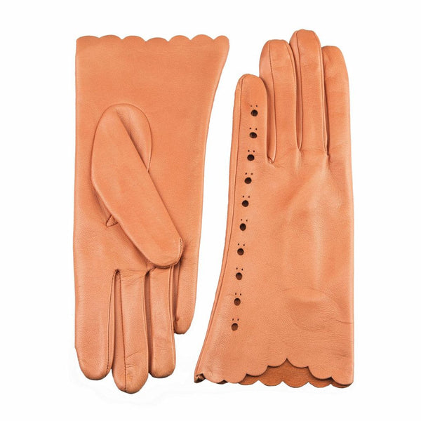 Women's Leather Gloves with an Interesting Edge
