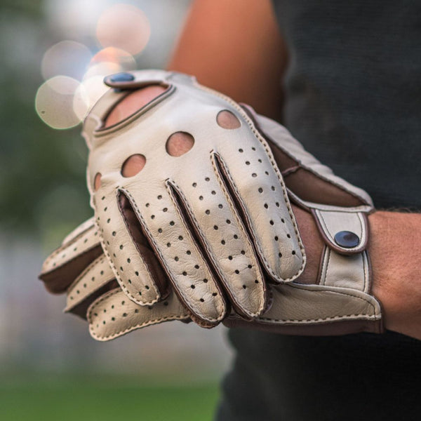 Premium Hand-Stitched Gloves Made from Italian Lambskin