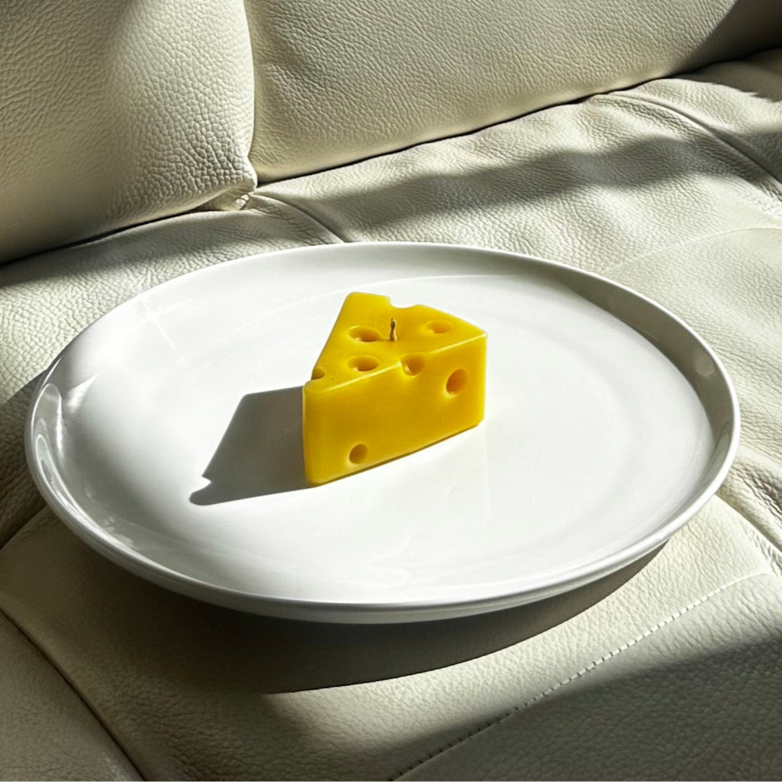 Cheese shaped candle - CocoBee