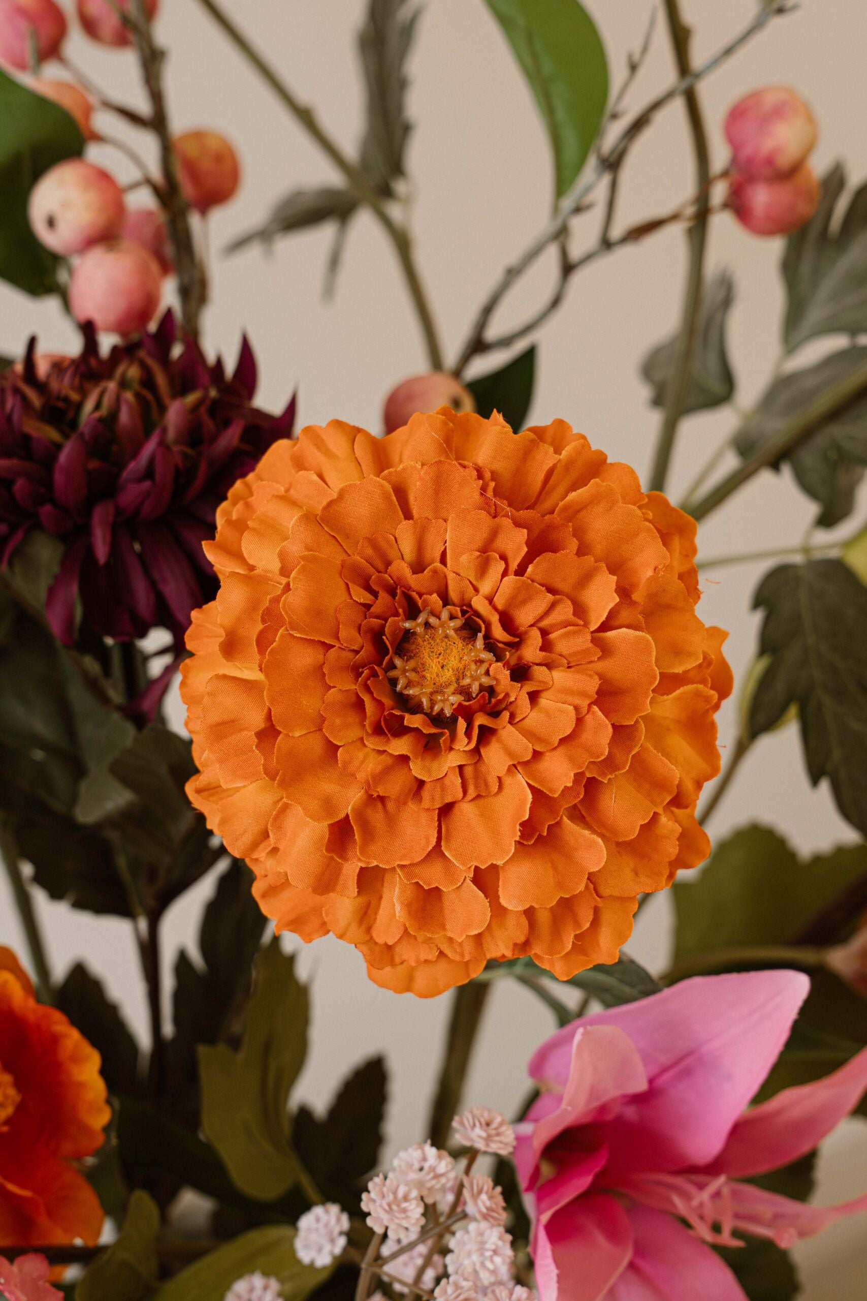 Indore Silva - Tagetes erecta - Orange - artificial branch - silk
