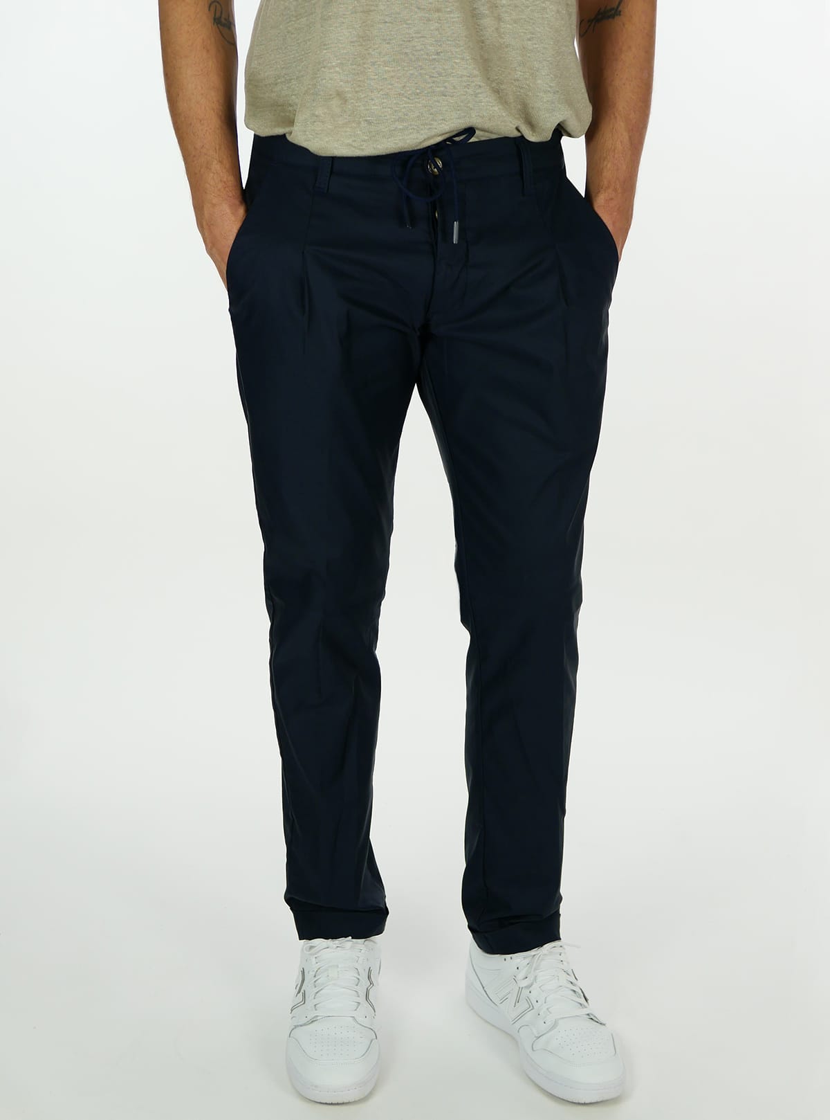 LIGHT GABARDINE PANTS WITH DRAWSTRING