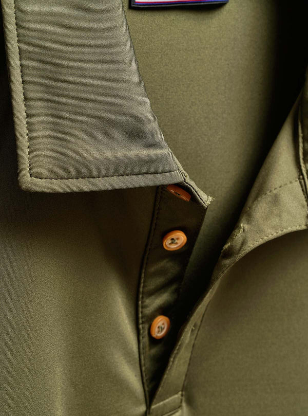 POLO TRIČKO S KRÁTKÝM RUKÁVEM Z TECHNICKÉHO MATERIÁLU
