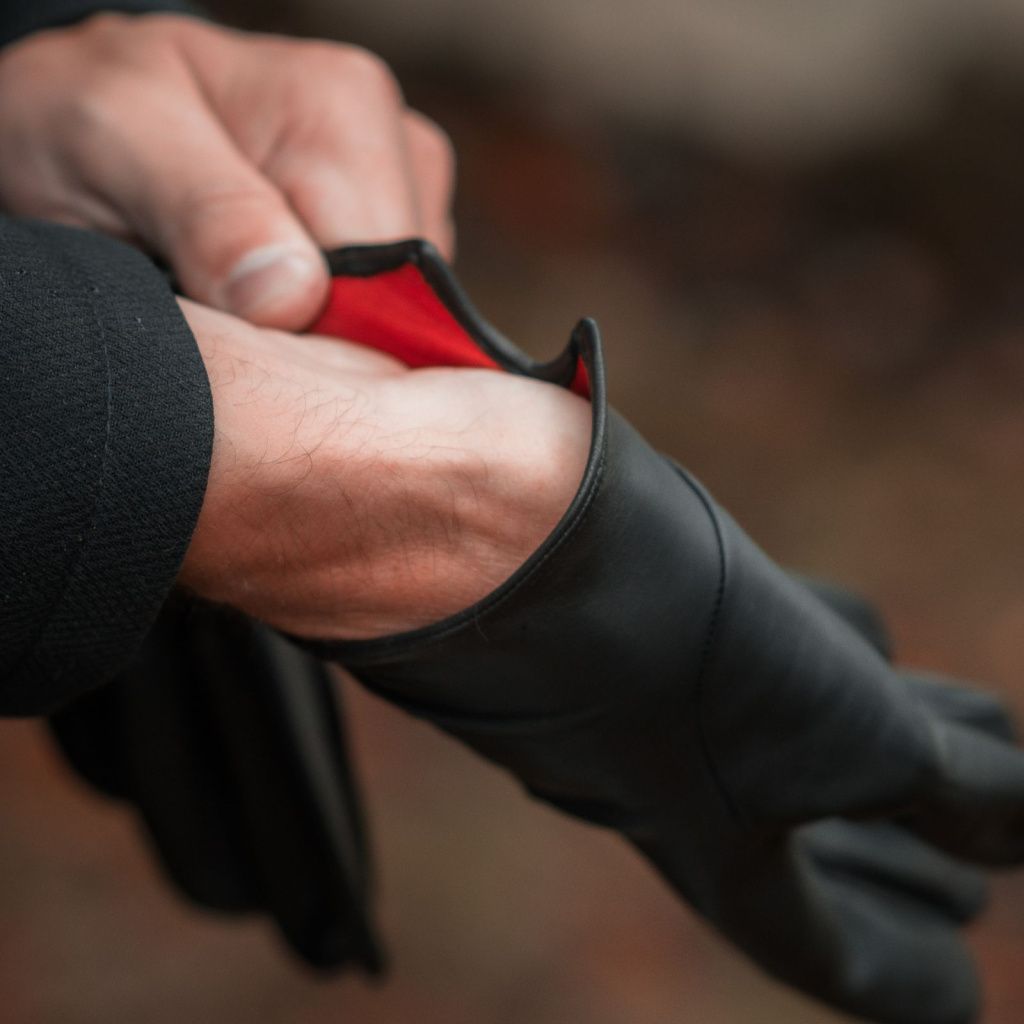 Men's Leather Gloves with Silk Lining