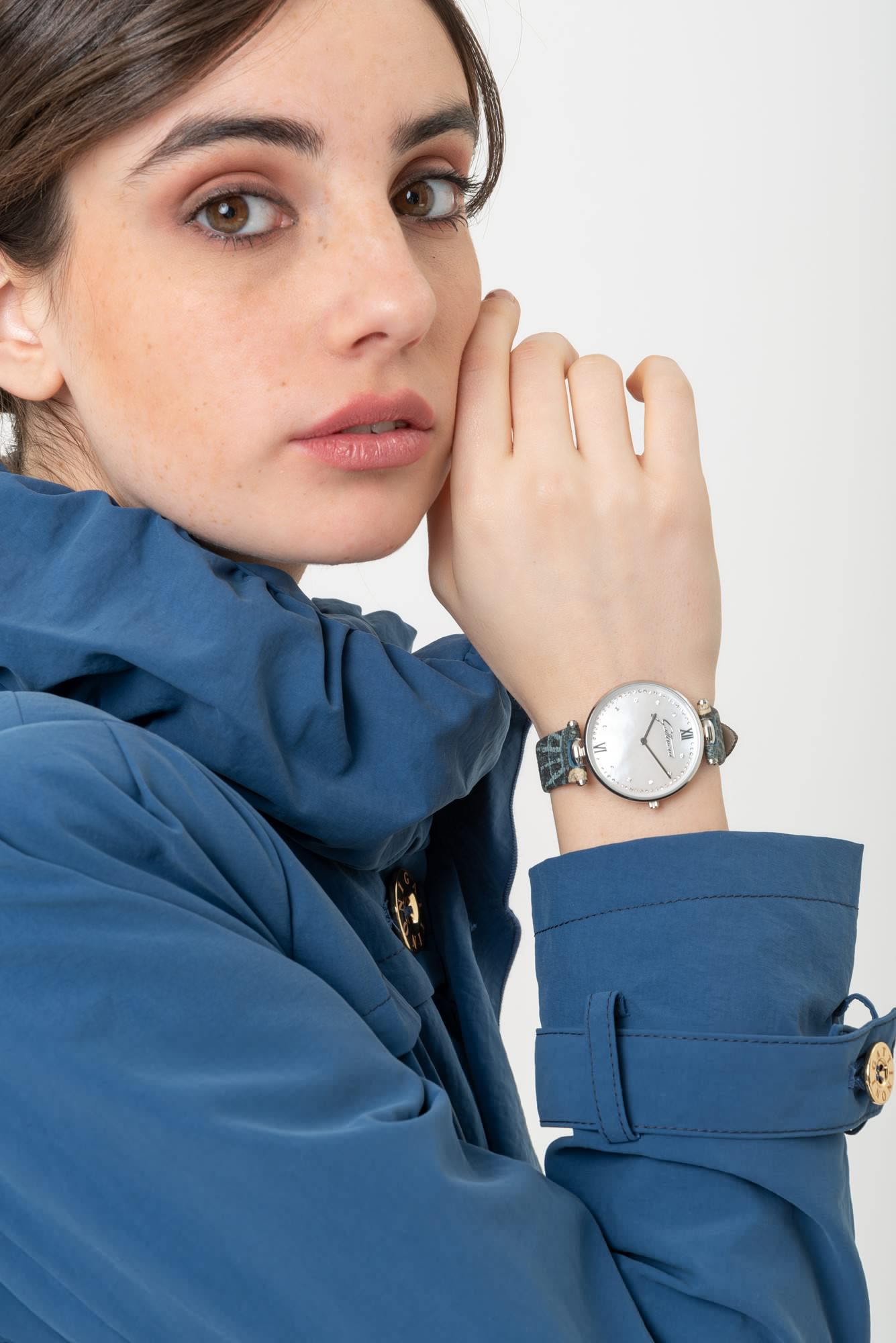 Parka s remenom