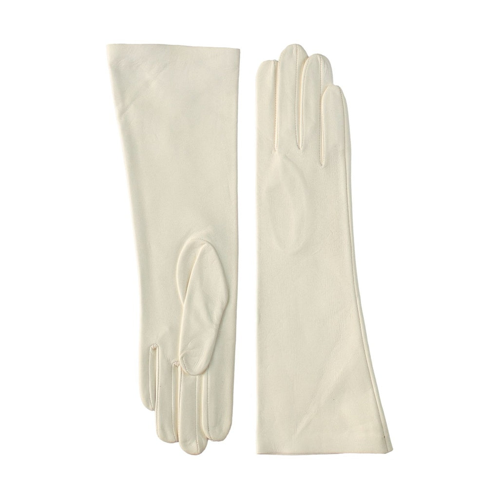 Wedding gloves made of fine white leather