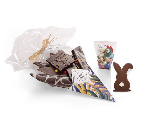 Composición de Chocolates de Pascua y Su Conejo de Pascua