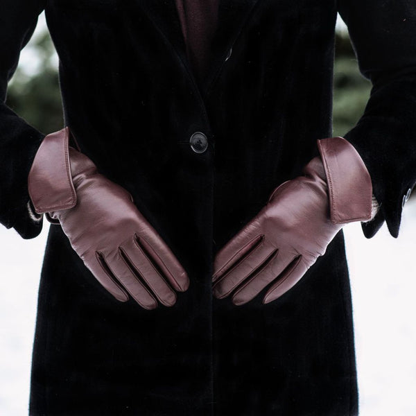 Brown women's gloves with a foldable cuff