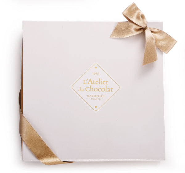 CHRISTMAS CHOCOLATE DELIGHTS GIFT BOX