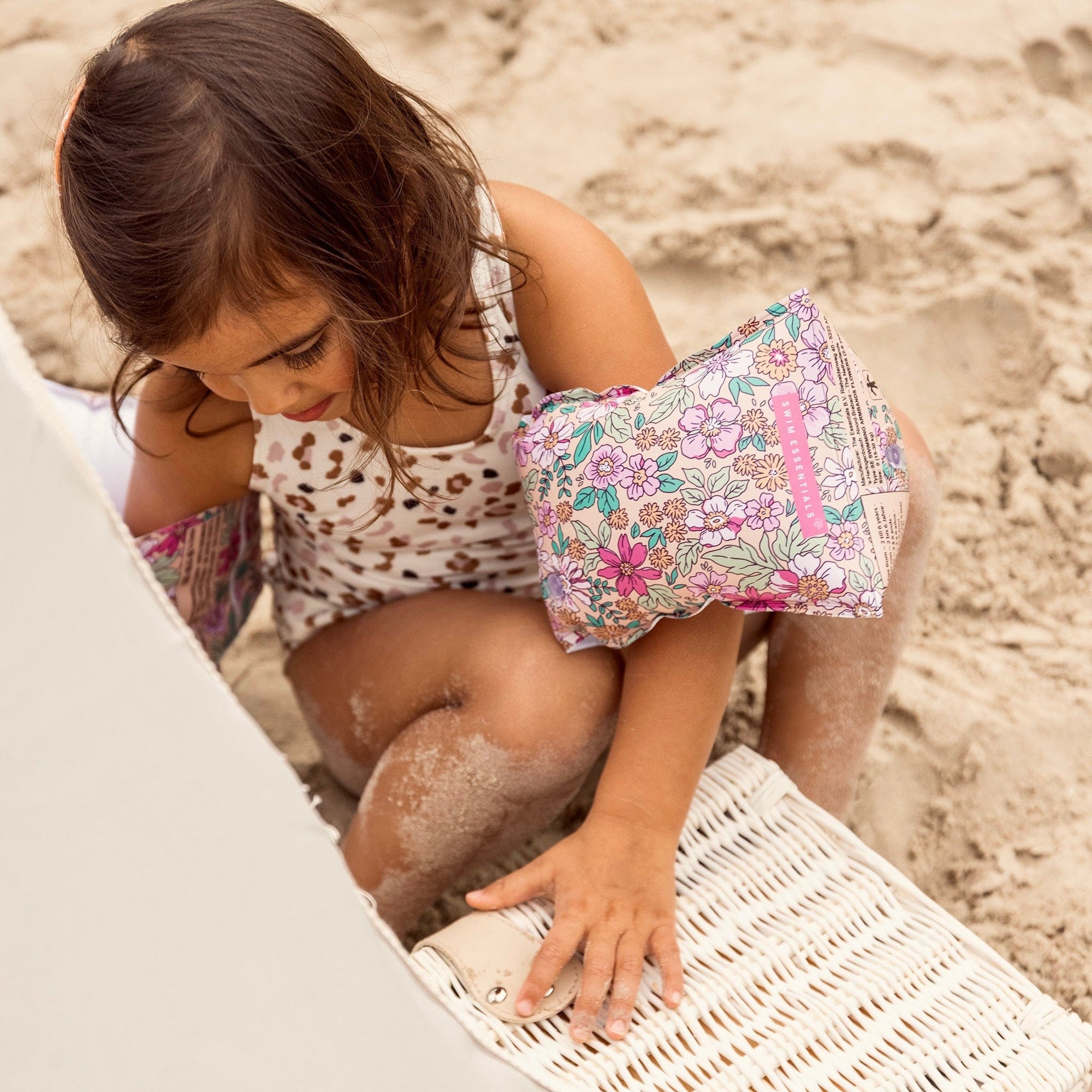 zwembandjes-0-2-jaar-blossom-swim-essentials-2