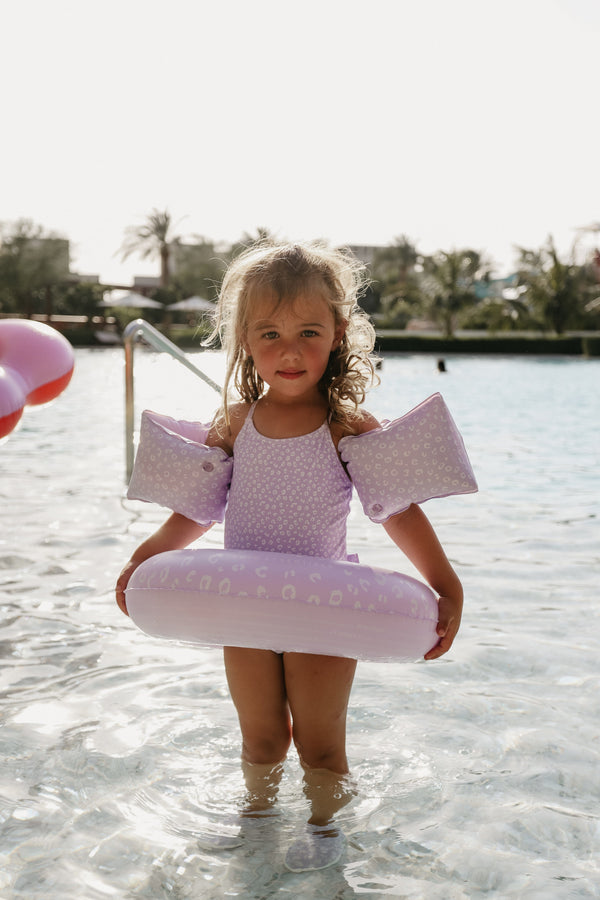 zwembandjes-0-2-jaar-panterprint-lila-swim-essentials-2
