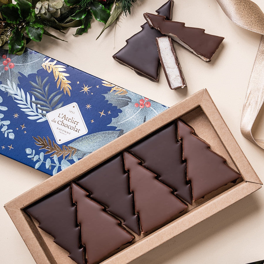 MINI VANILLA MARSHMALLOW TREES WITH DARK AND MILK CHOCOLATE