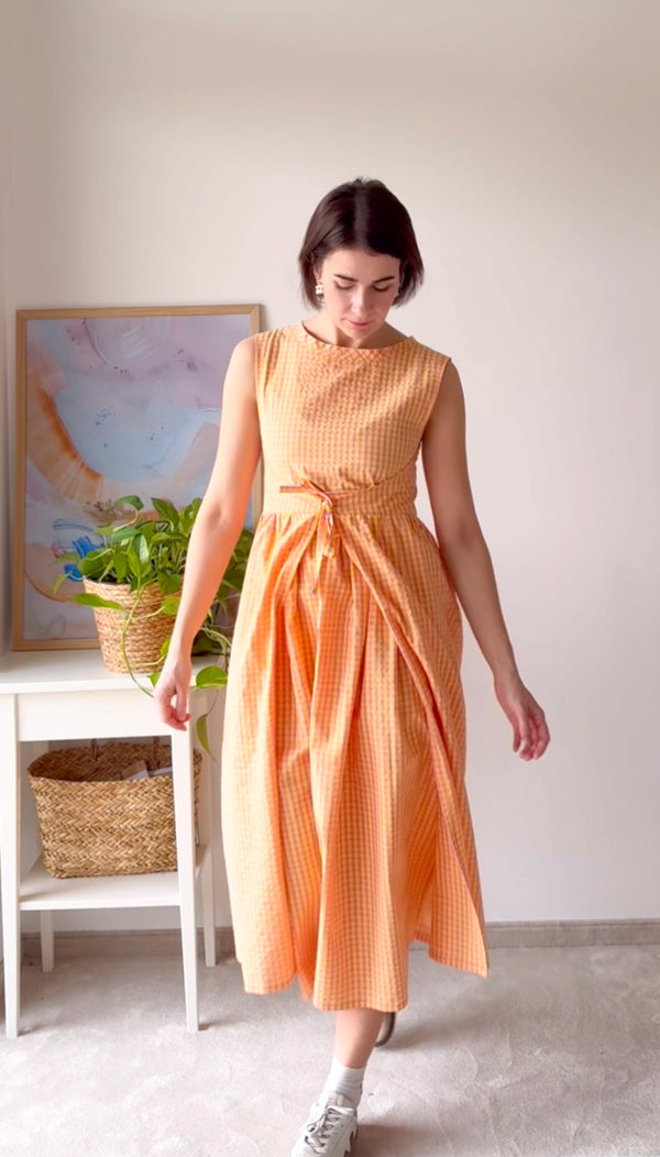ElkeDotts Apricot Size: L