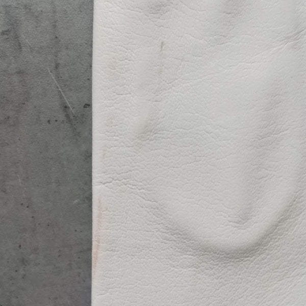 Women's Leather Gloves with Interesting Edge