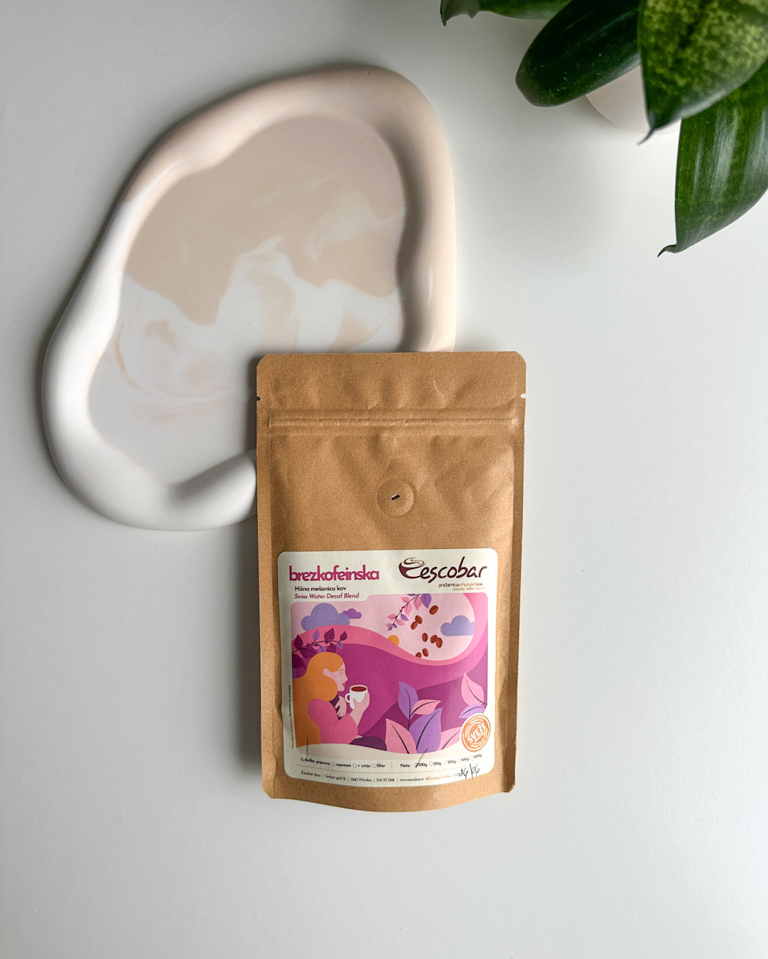 Decaffeinated Coffee ESCOBAR | aroma: chocolate, hazelnuts, almond, sweetness, roasted grains