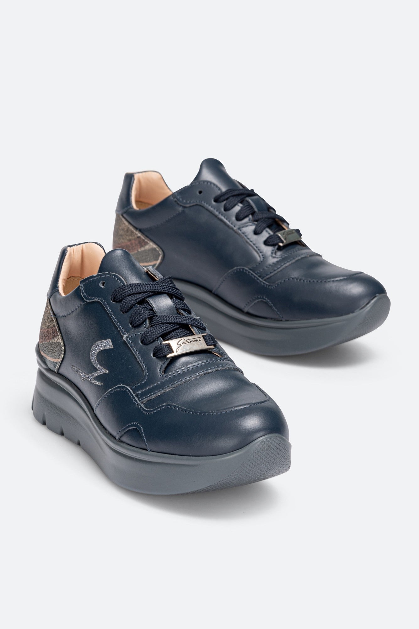 Planetarium Sneakers