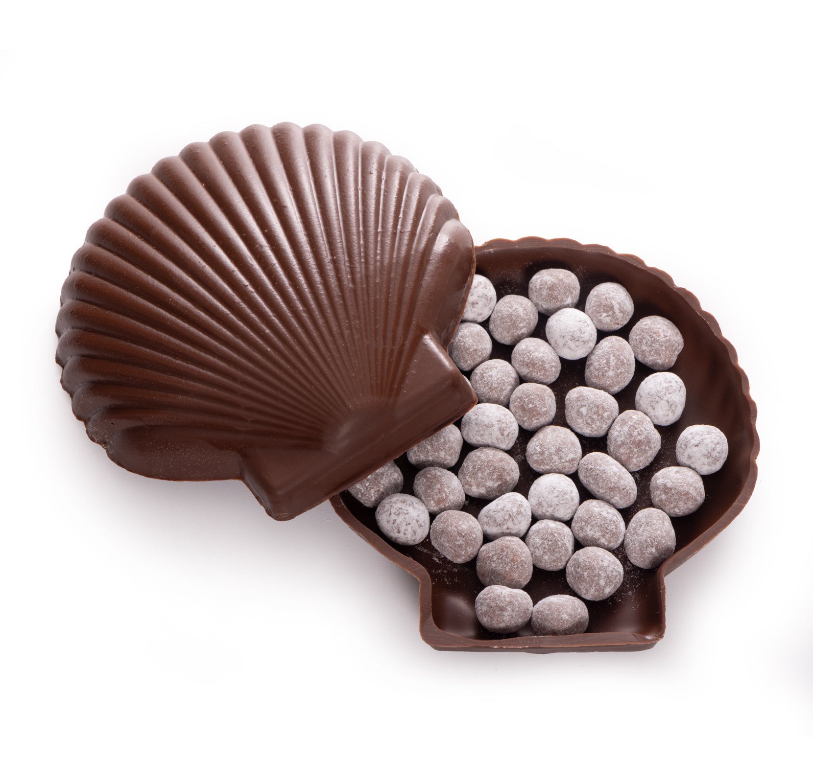 Cappesante di cioccolato con perle di cacao al latte caramellato