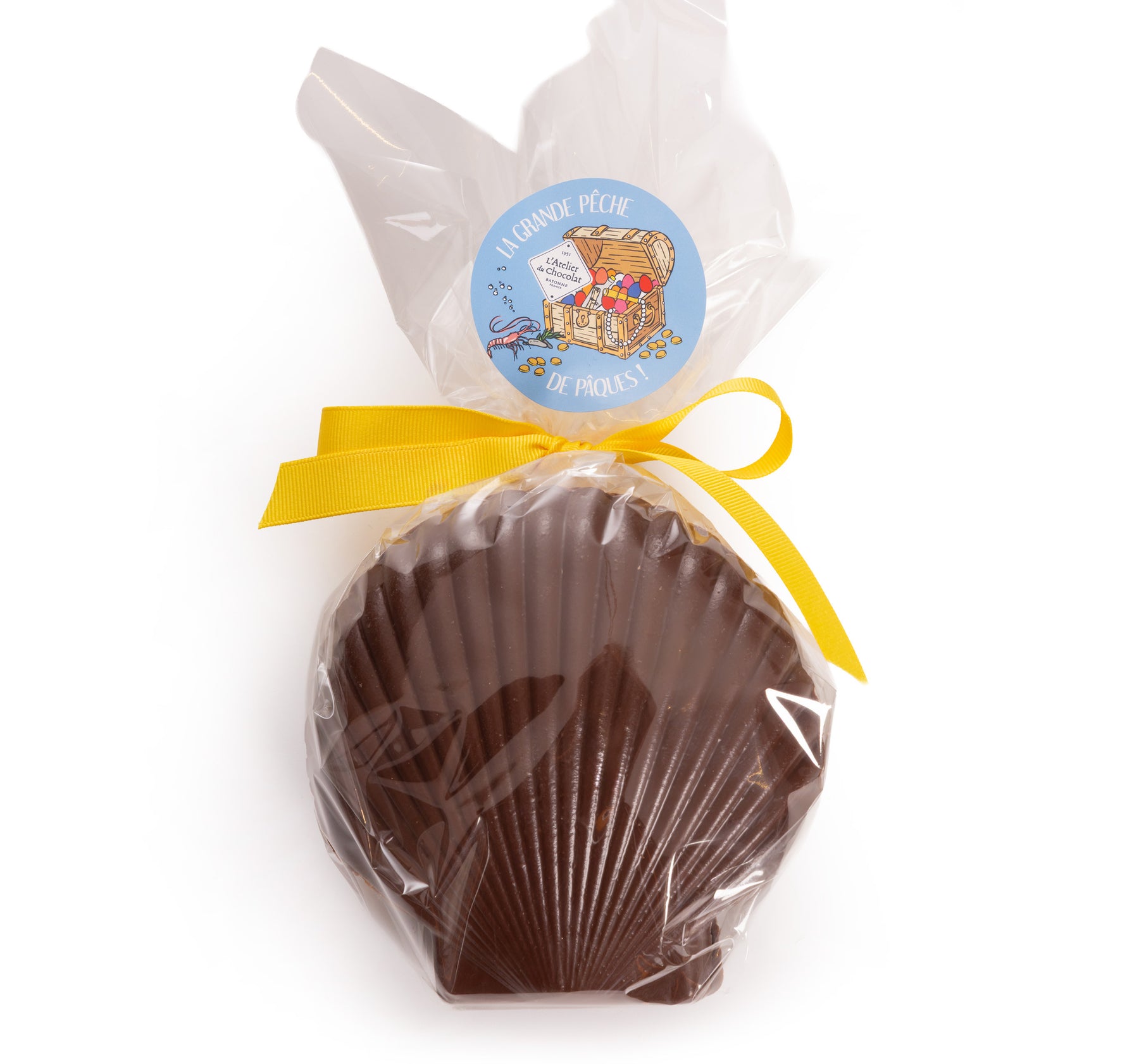 Cappesante di cioccolato con perle di cacao al latte caramellato