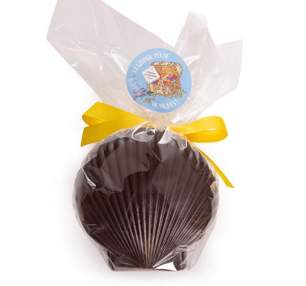 Cappesante di cioccolato con perle di cacao al latte caramellato