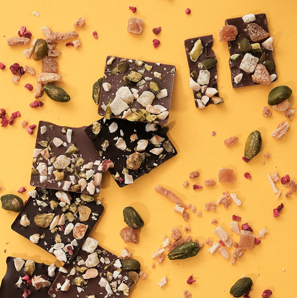 MINI MENDIANTS DONKER EN MELK CHOCOLADE - Fijne Moederdag