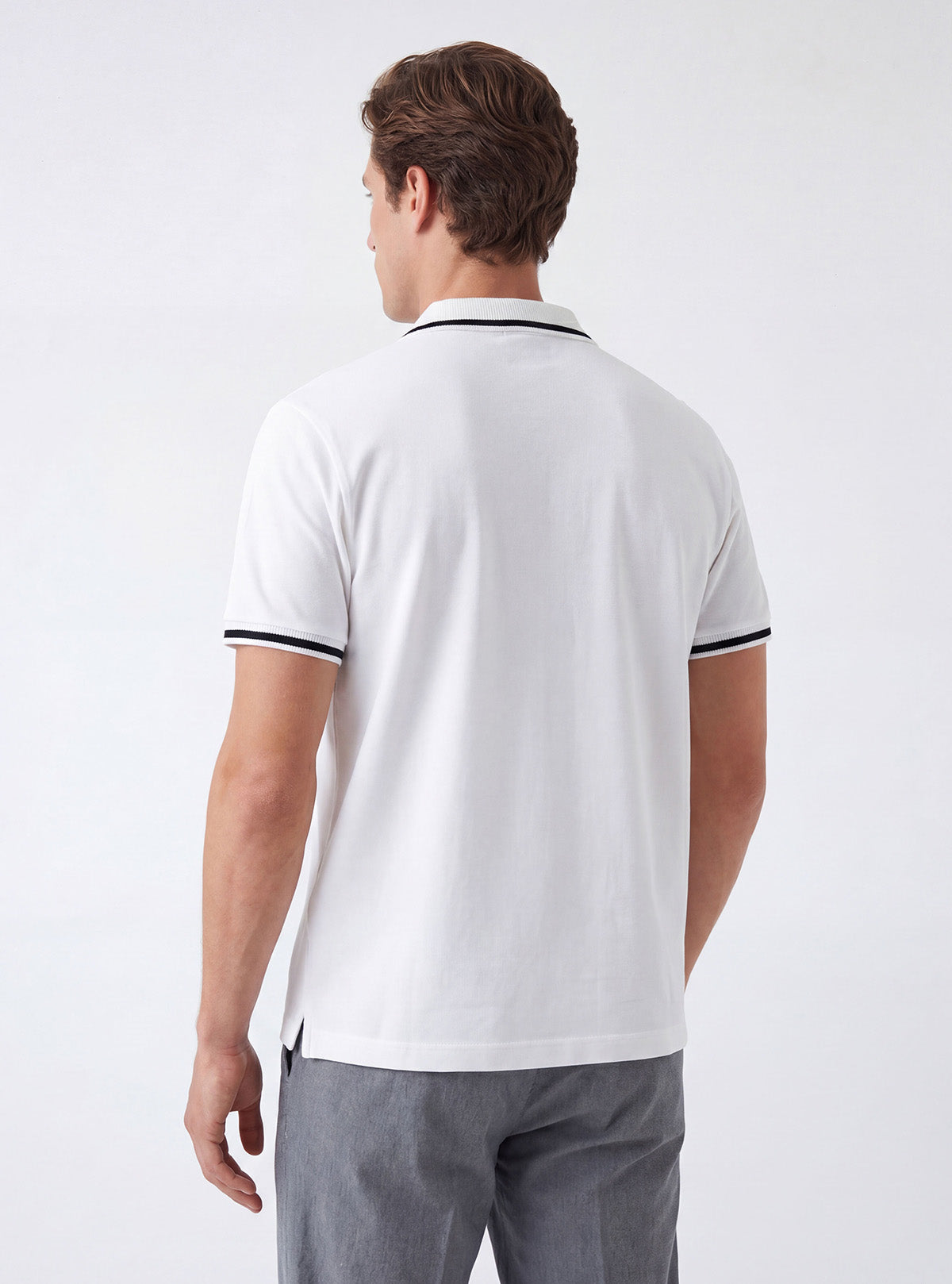 SHORT SLEEVE POLO WITH SKIPPER COLLAR IN PIQUET FABRIC