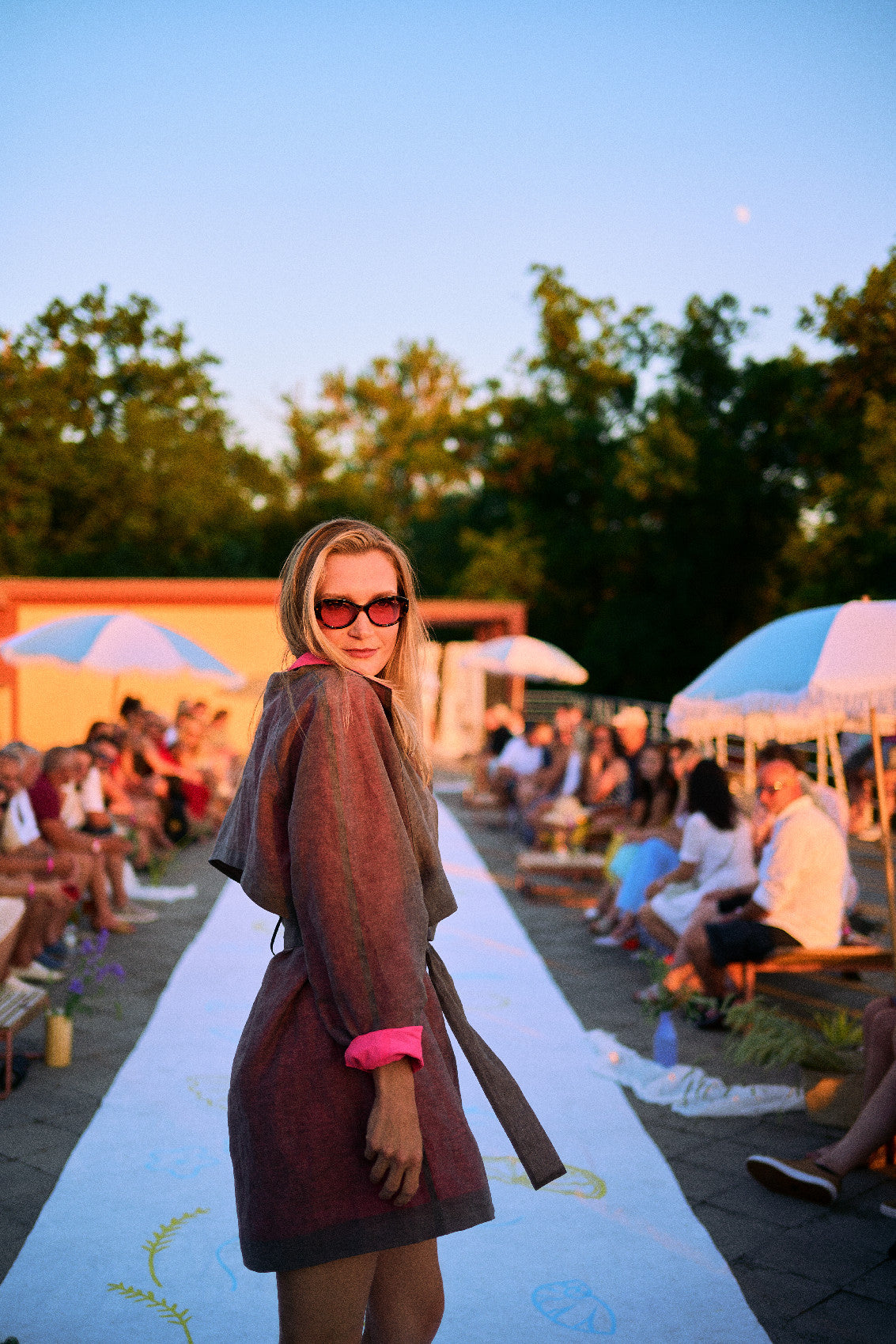 Trench coat - fuchsia - one piece