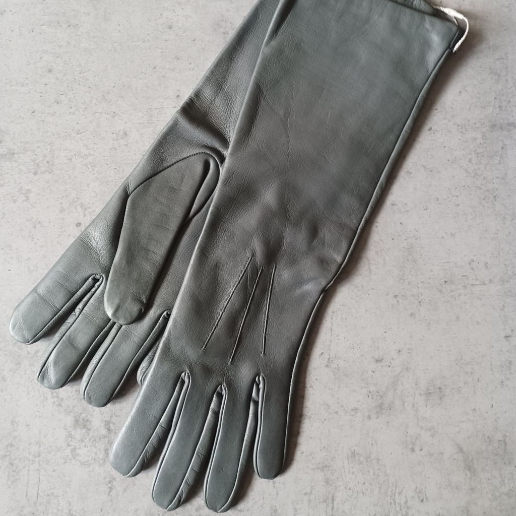 Leather Women's Gloves with Embroidery and Soft Lining