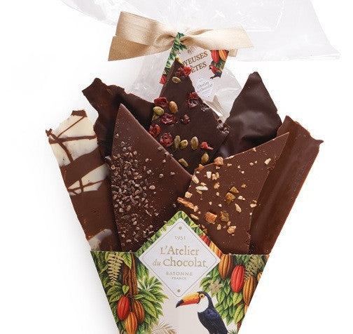 Chocoladeboeket® en zijn mini vierkante Beste Wensen · Assortiment van fijne chocoladebladeren