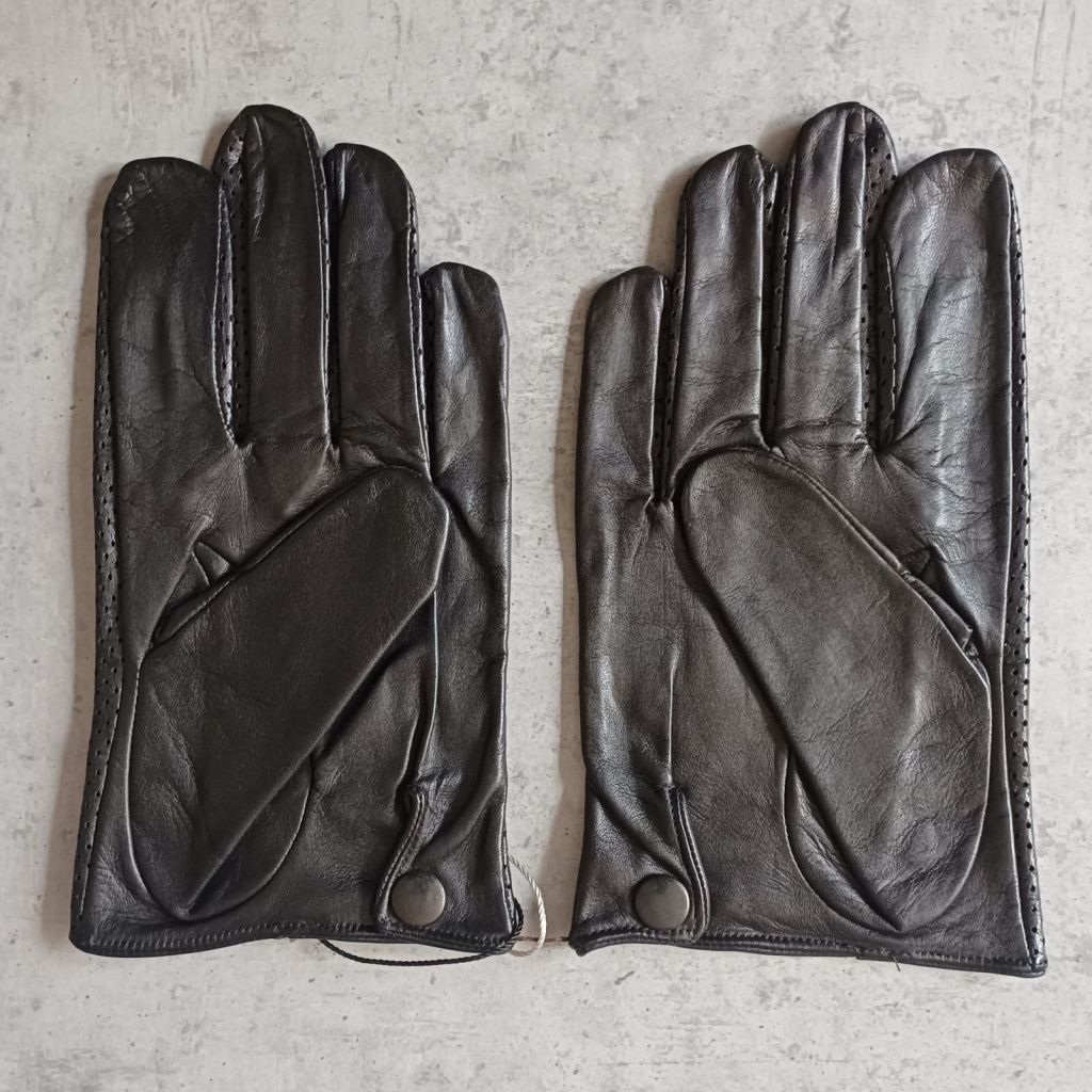Short Perforated Leather Gloves for Men