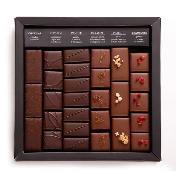 Scatola di Cioccolato Fondente e Al Latte Ilbarritz · Buone Feste