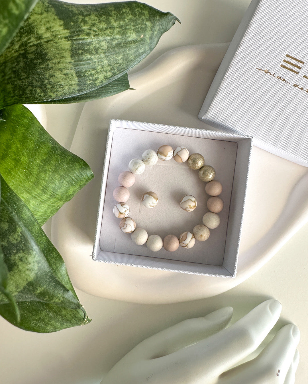 Bracelet, earrings | BULB LIMITED | champagne