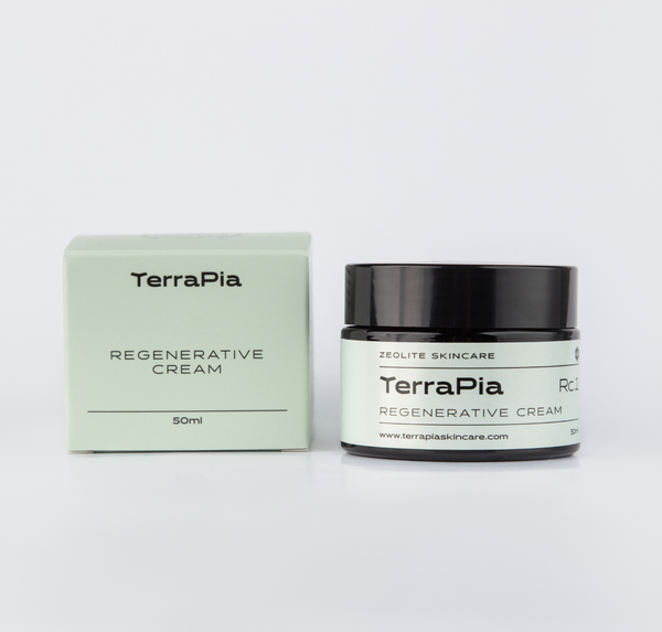 Regenerative face cream with zeolite