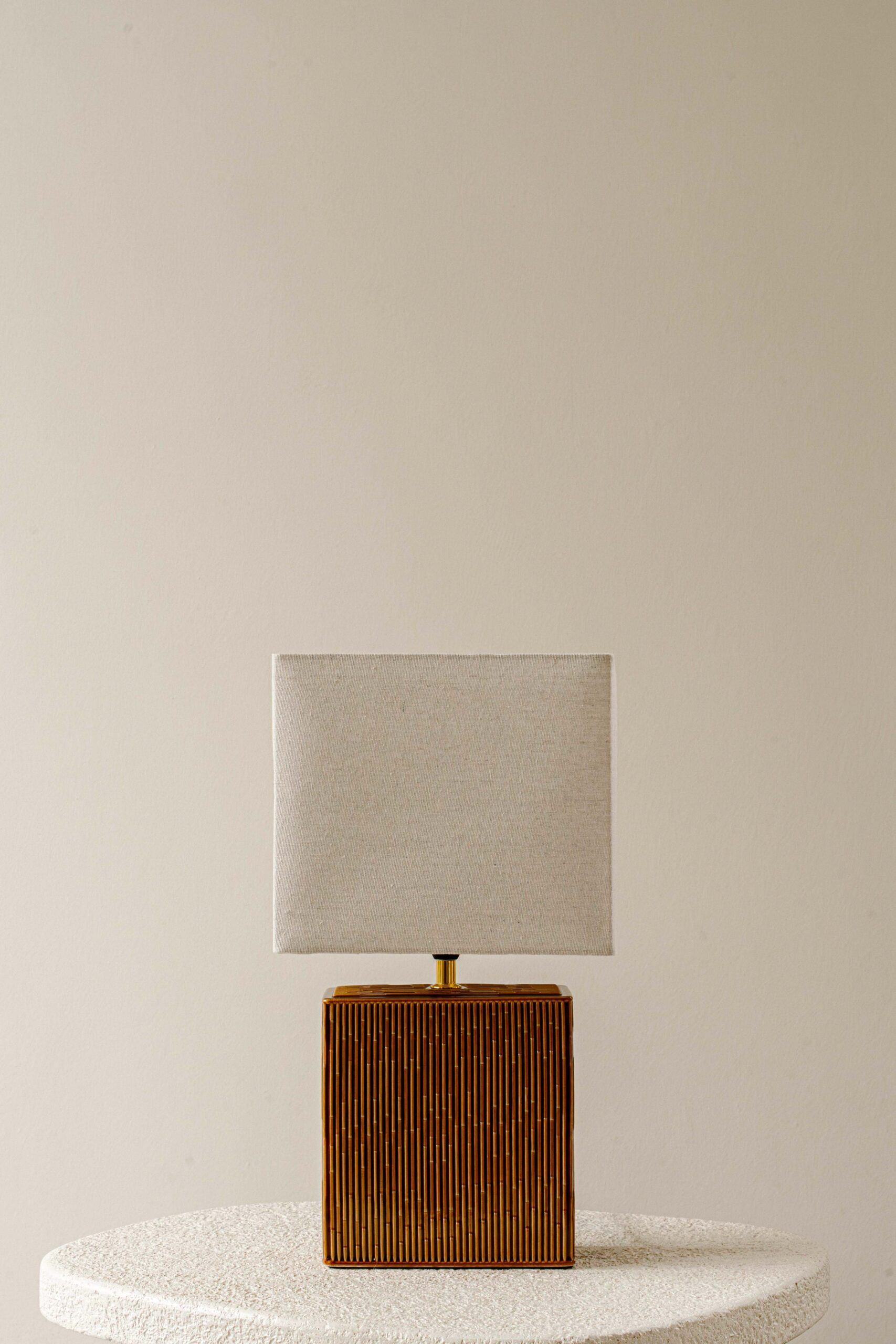 Indore Home - Piazza - M - Table Lamp - Brown