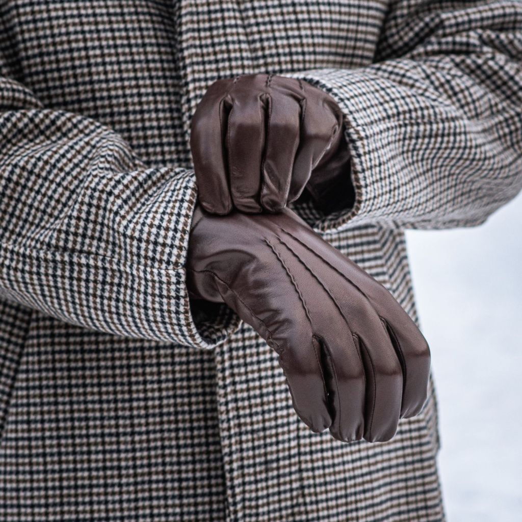 Men's Leather Gloves with Classic Hand Embroidery