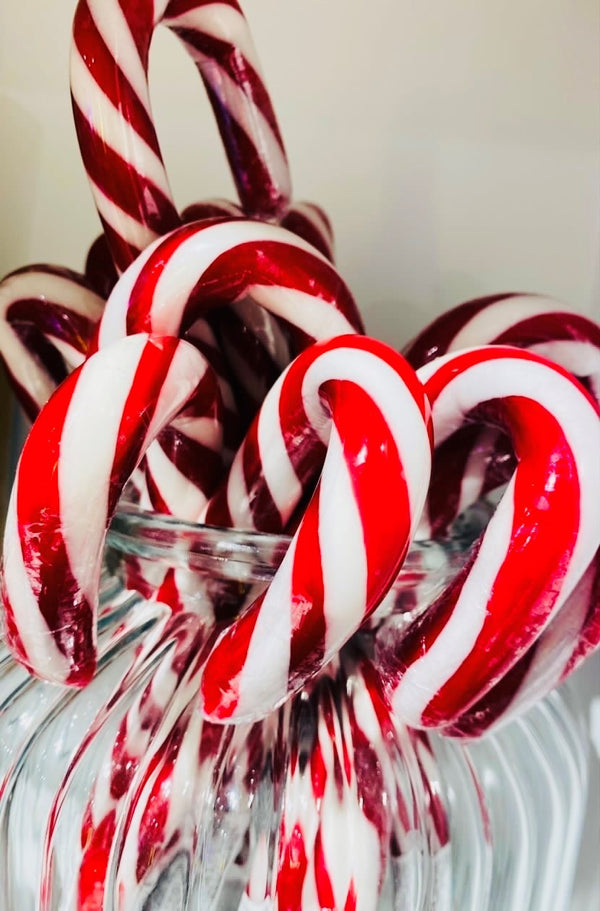 XL Candy Cane 100g Strawberry