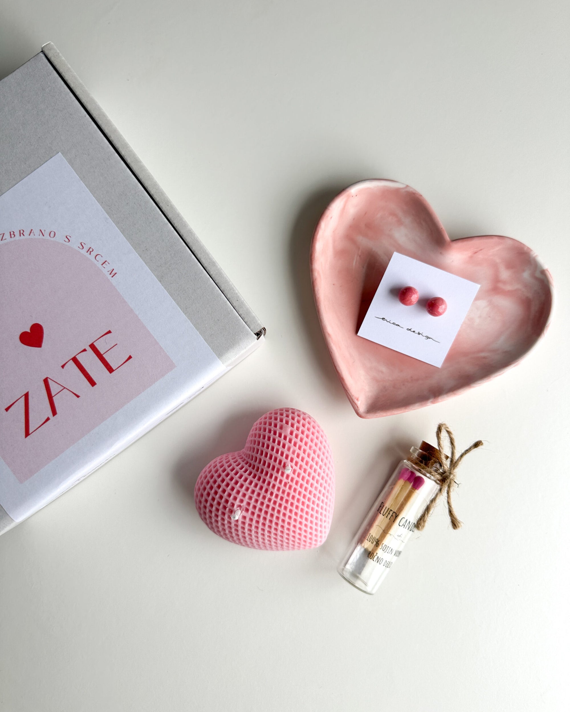 Dárek | Fluffy Candles X ericadesign