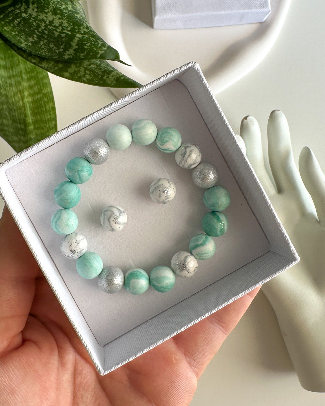 Bracelet, earrings | BULB LIMITED | turquoise-green