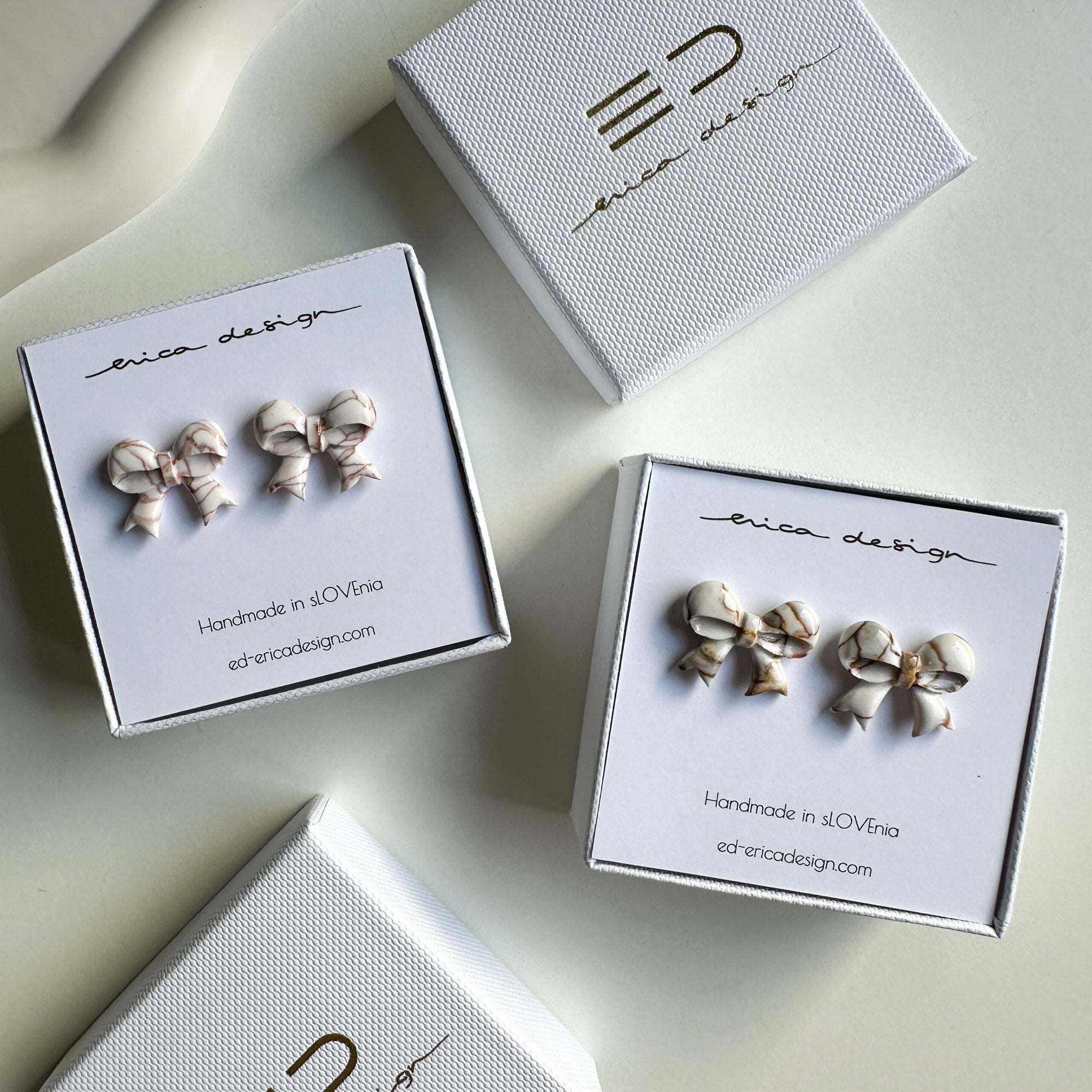 earrings bow | marble