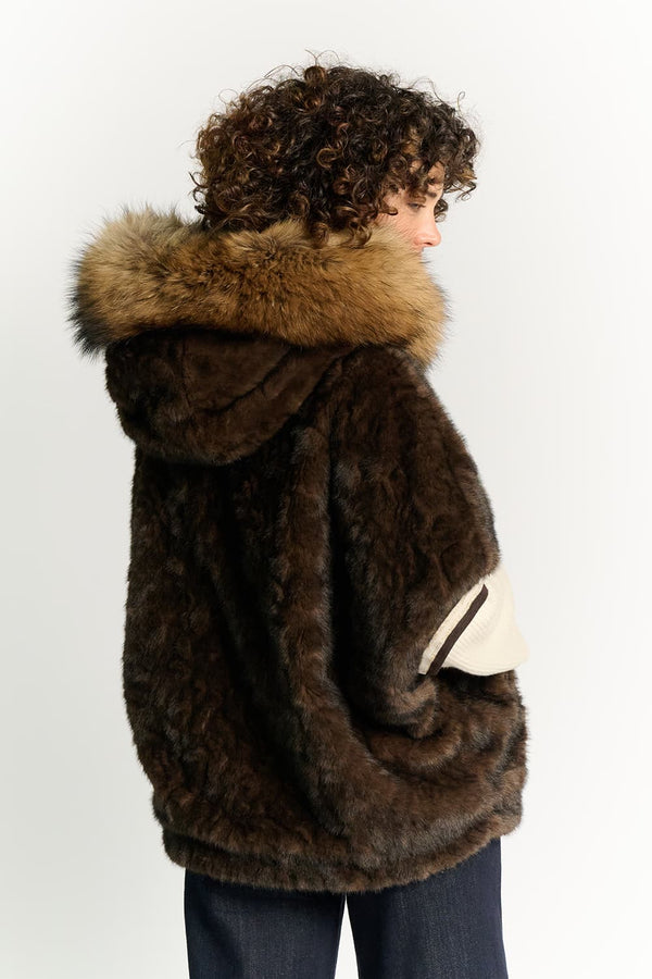 Marta Chocolate Poncho